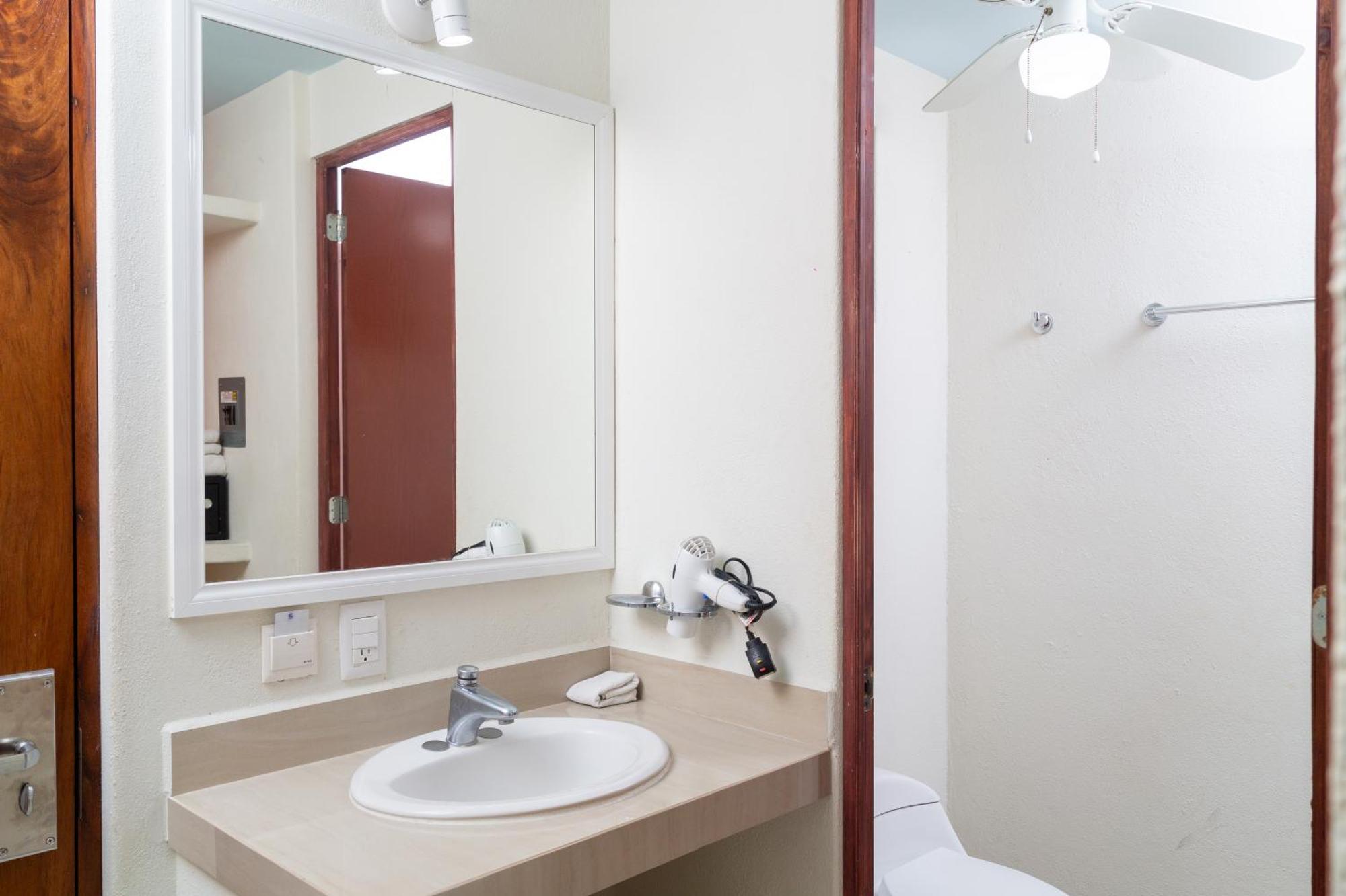 Superior Twin Room,1502646706:JPEG