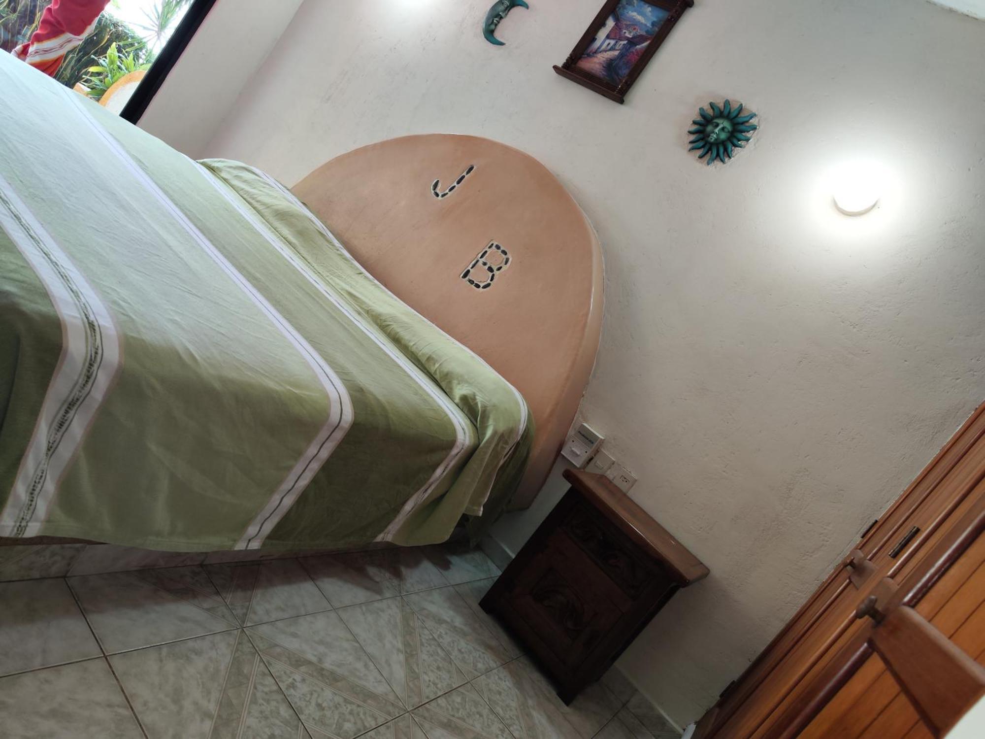 King Room,1548503512:JPEG