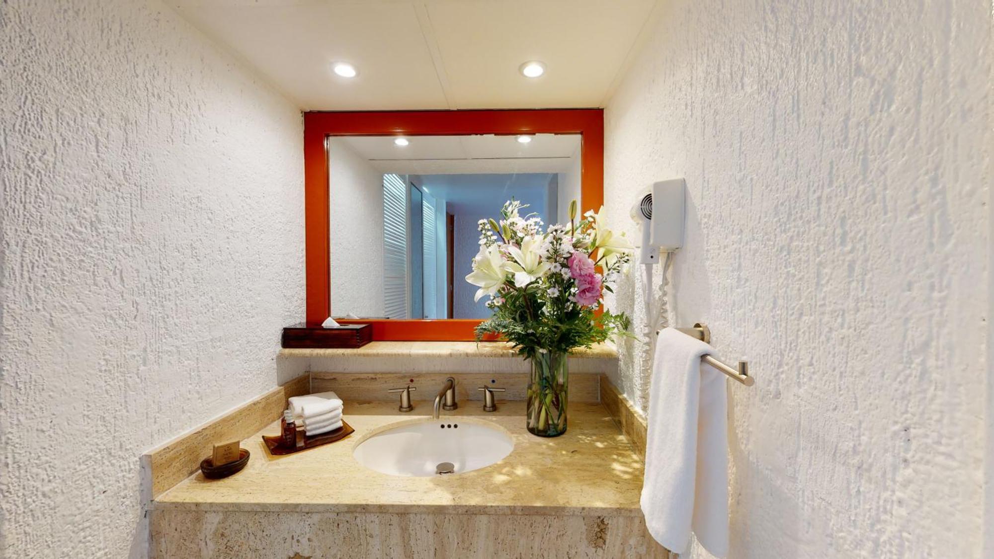Deluxe Nature View Great Room Families