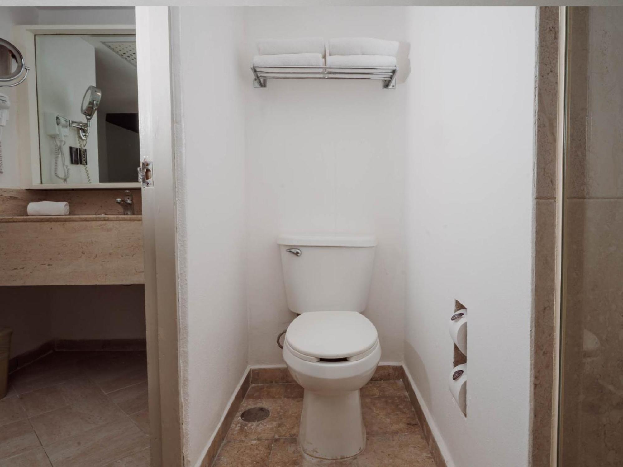 Junior Suite,1677864635:JPEG