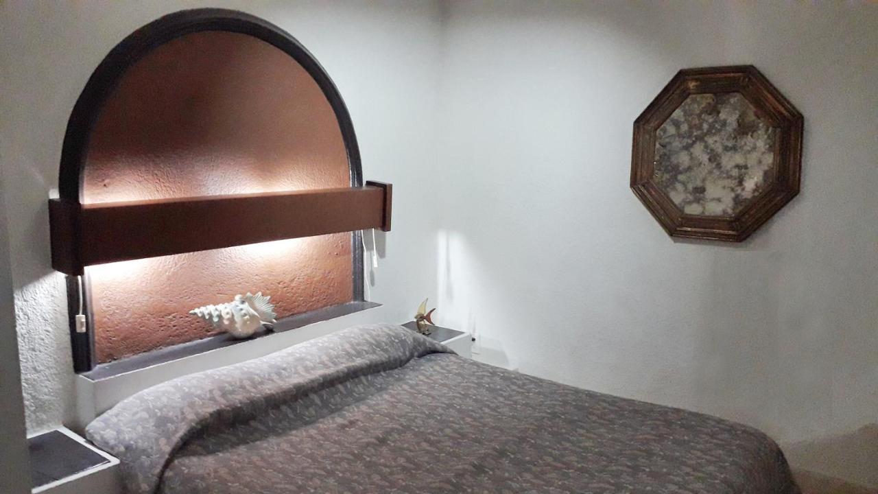 One-Bedroom Standard Suite