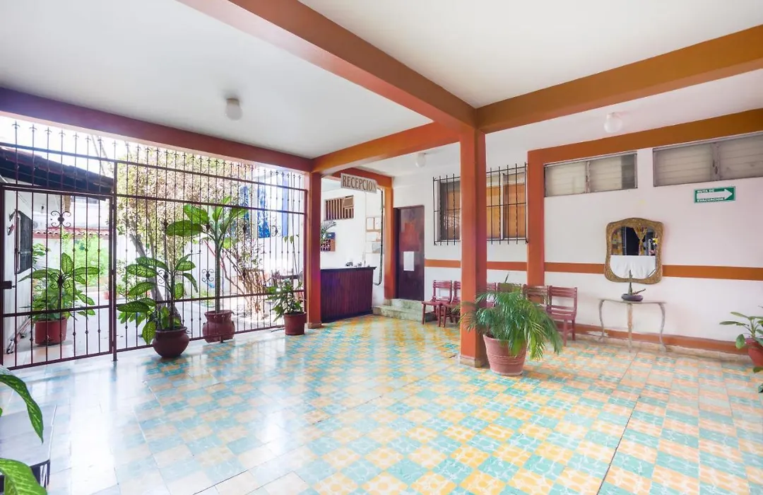 Hotel Adelita, Zihuatanejo-1