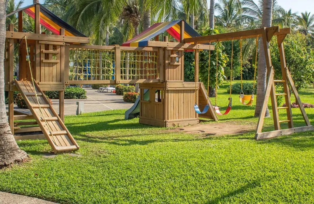 The Ultimate Getaway At Acapulco Diamante-1