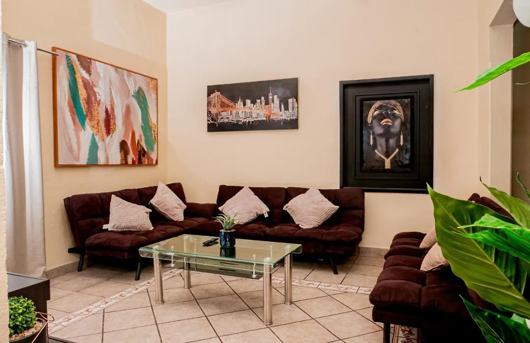 Casa Familiar Muy Cerca Del Zocalo Apartment-1