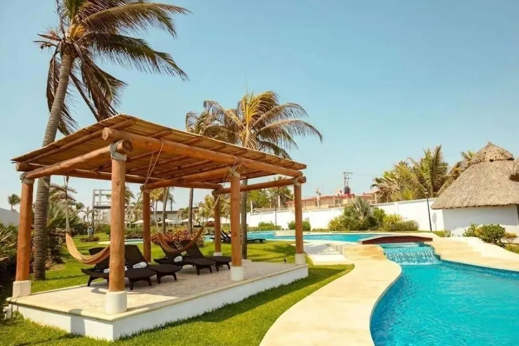 Bonito Departamento Con Club De Playa.-1