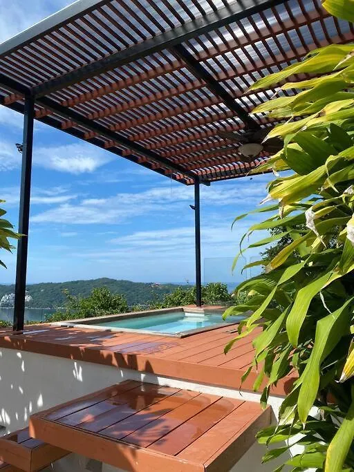 Espectacular Casa Familiar! Con Vista Increible!-1