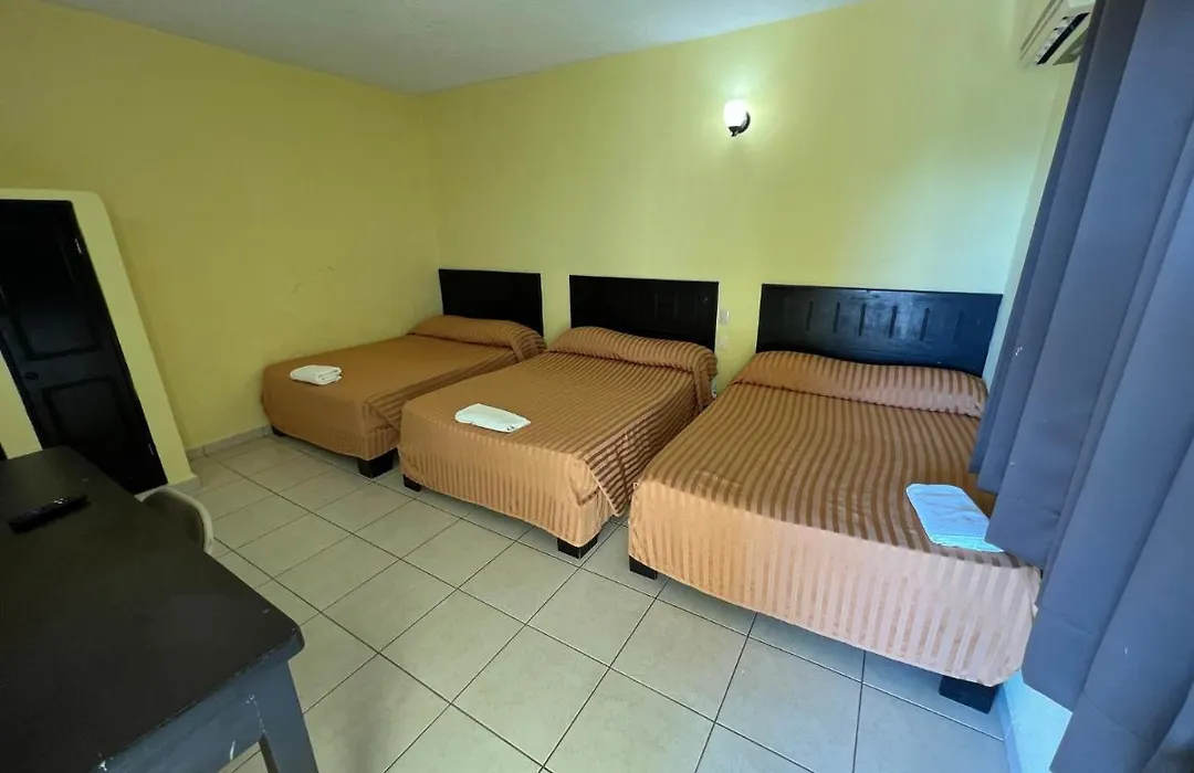 Hotel Angel-1