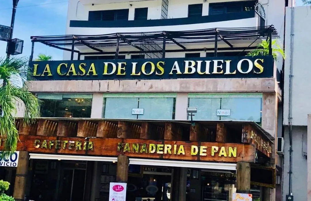 Hotel Zocalo Abuelos-1
