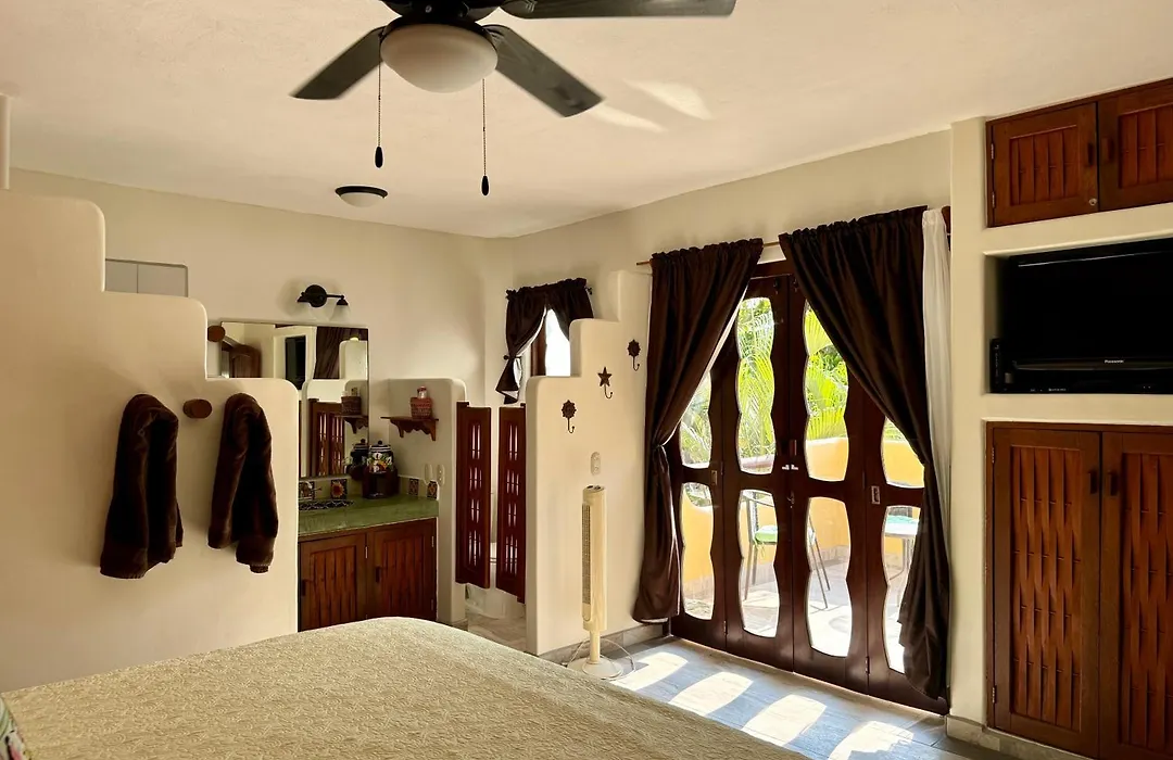 Coastal Comfort: Dual Pool Retreat with Prime Location-1