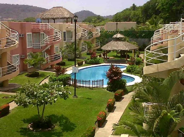 Cerca del Mar-1