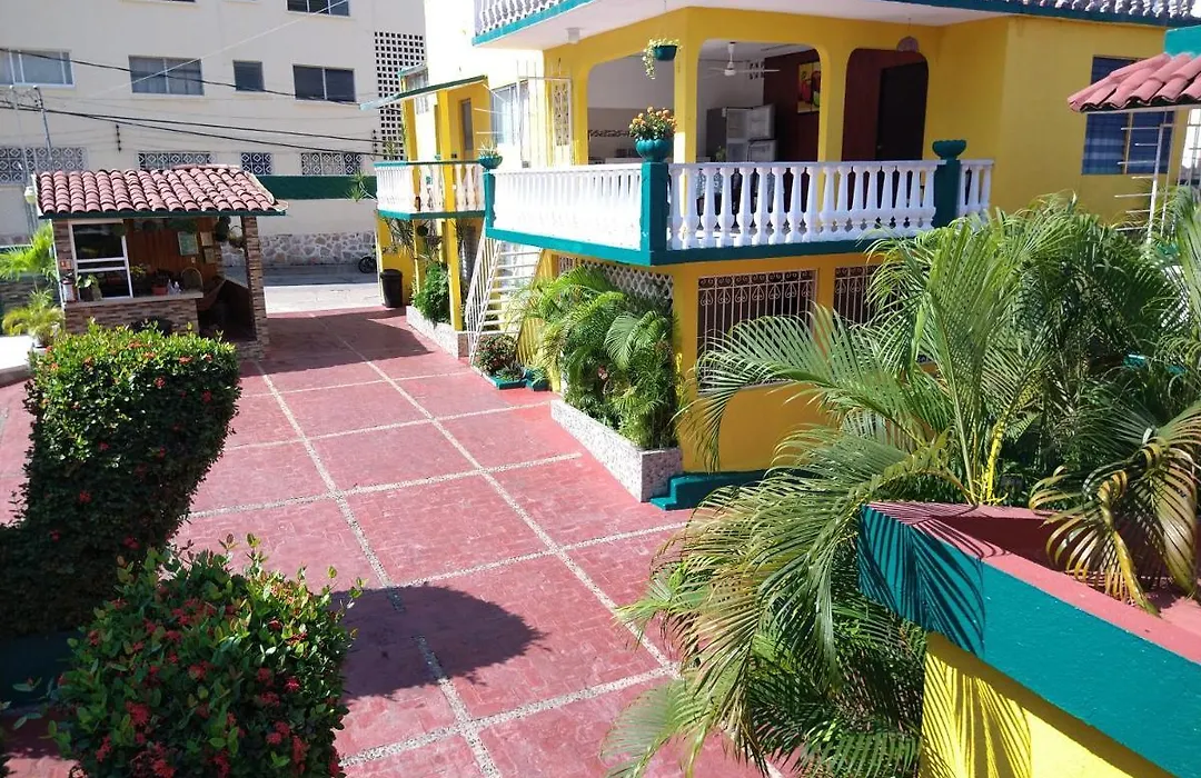 Hotel Bungalows Puerto Angel-1