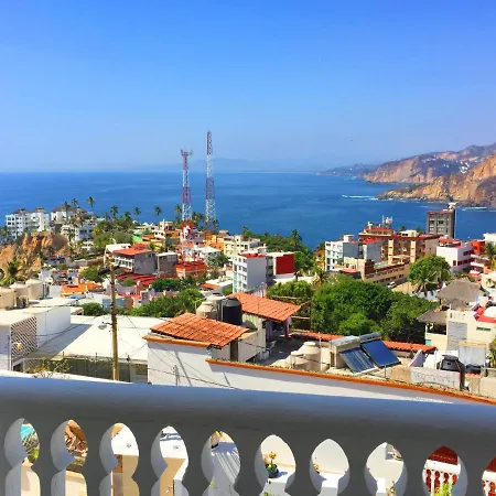 Villa Condesa Muy Amplio Terraza Vista Inmejorable Al Mar Y Riscos Espectaculares-3