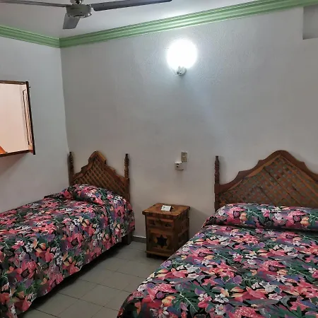 Hotel La Jungla-2