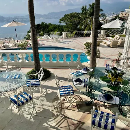 Villa Jade Luxury Full Service Staff Villa-2