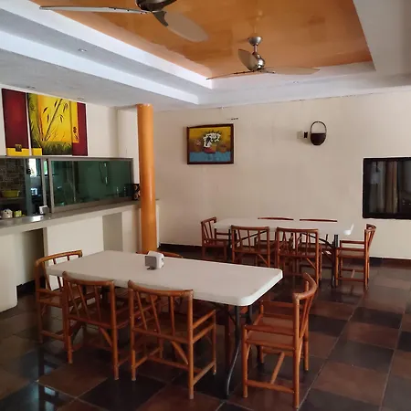 Hotel Ashly-2