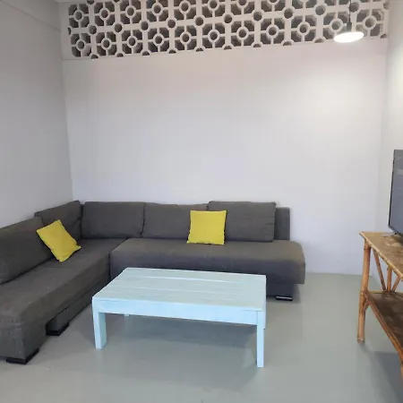Large And Comfy Apartment, Near Dt And Principal Beach!-2