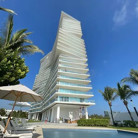 Velera: Impresionante Residencial De Playa-3
