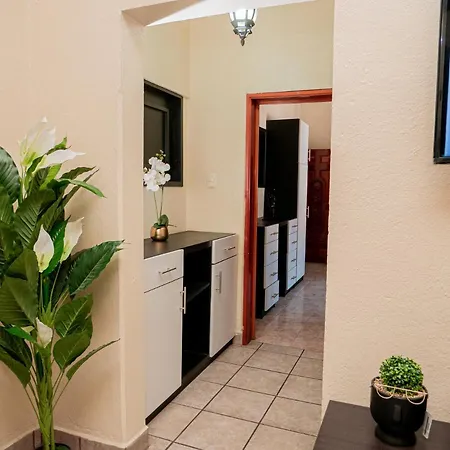 Casa Familiar Muy Cerca Del Zocalo Apartment-3