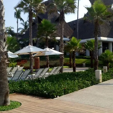 Mayan Vidanta departamento 2 recámaras 2 baños SERVICIO DE PLAYA-2