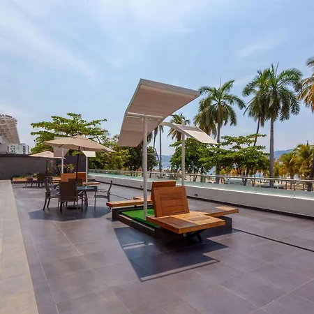 Ramada By Wyndham Acapulco Hotel & Suites-3