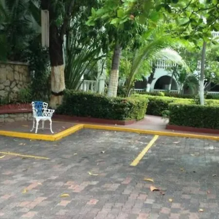 Suite Victoria Acapulco-3