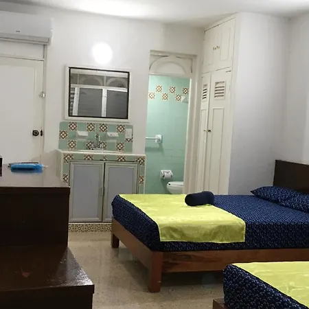 Suite Victoria Acapulco 3-2