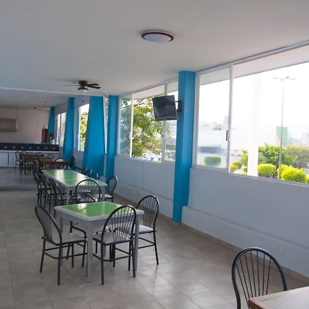 Dorados Acapulco-2