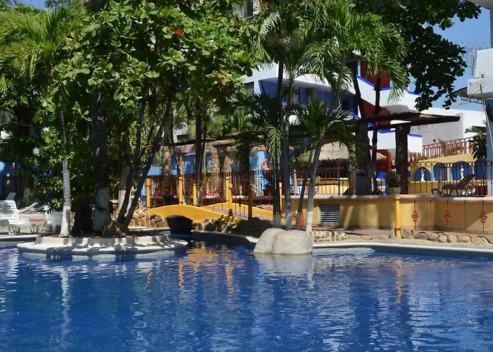 Acapulco Dog Friendly Hotels near Parque Merle Oberon