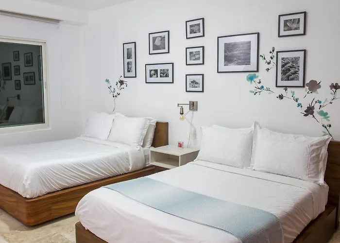 B Esmeralda Pichilingue Penthouse Acapulco
