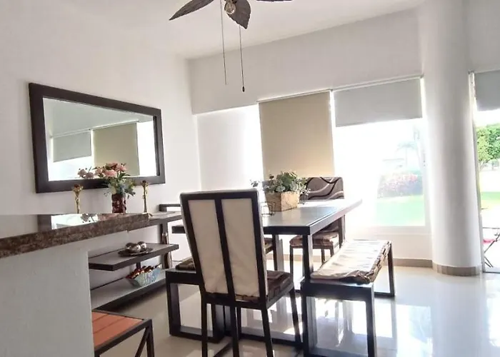 Hostpal Residencial Vindeza Acapulco Diamante Vila
