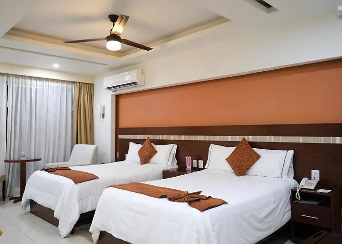 Cuajinicuilapa Hotels
