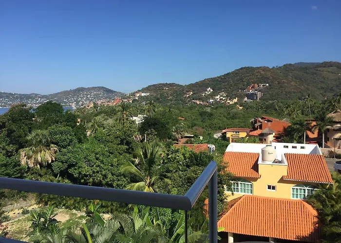 Zihuatanejo Villas