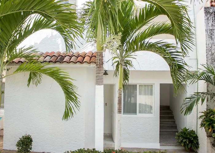 Pet friendly Villa Lupita Zihuatanejo